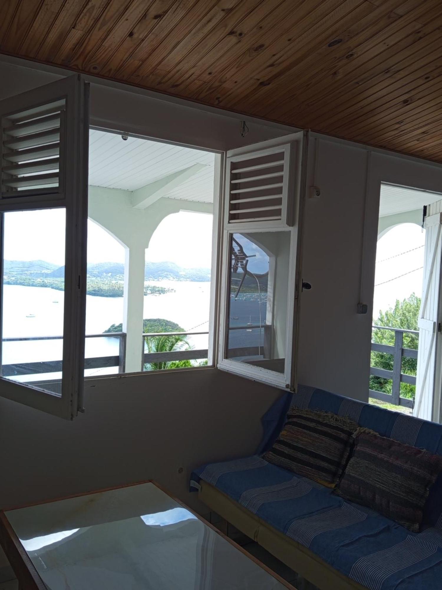"Au Magnifique Vue " Villa Le Marin Exteriör bild